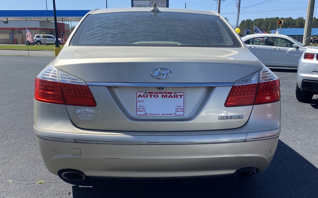 2010 Hyundai Genesis