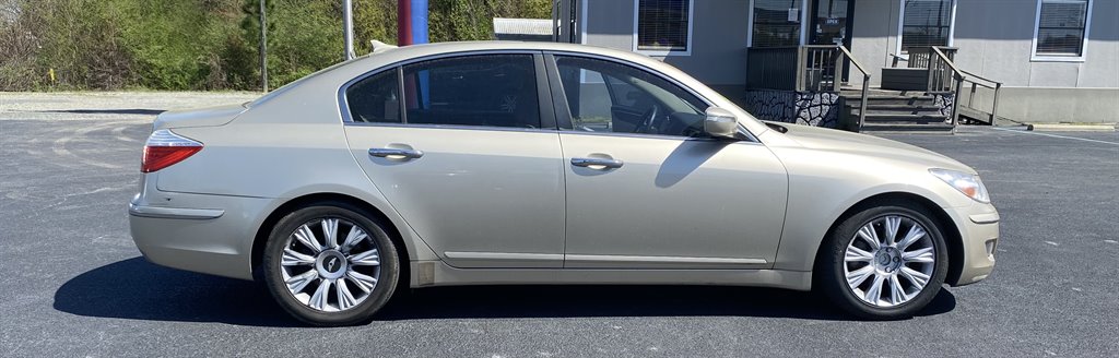 2010 Hyundai Genesis
