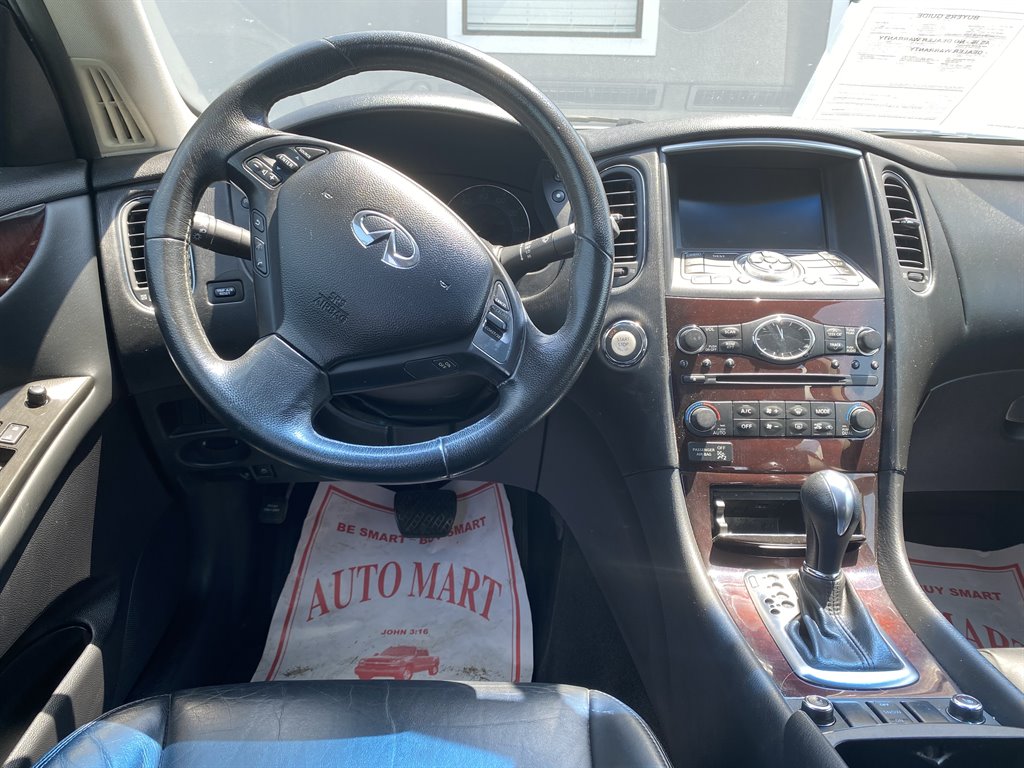 2011 INFINITI EX