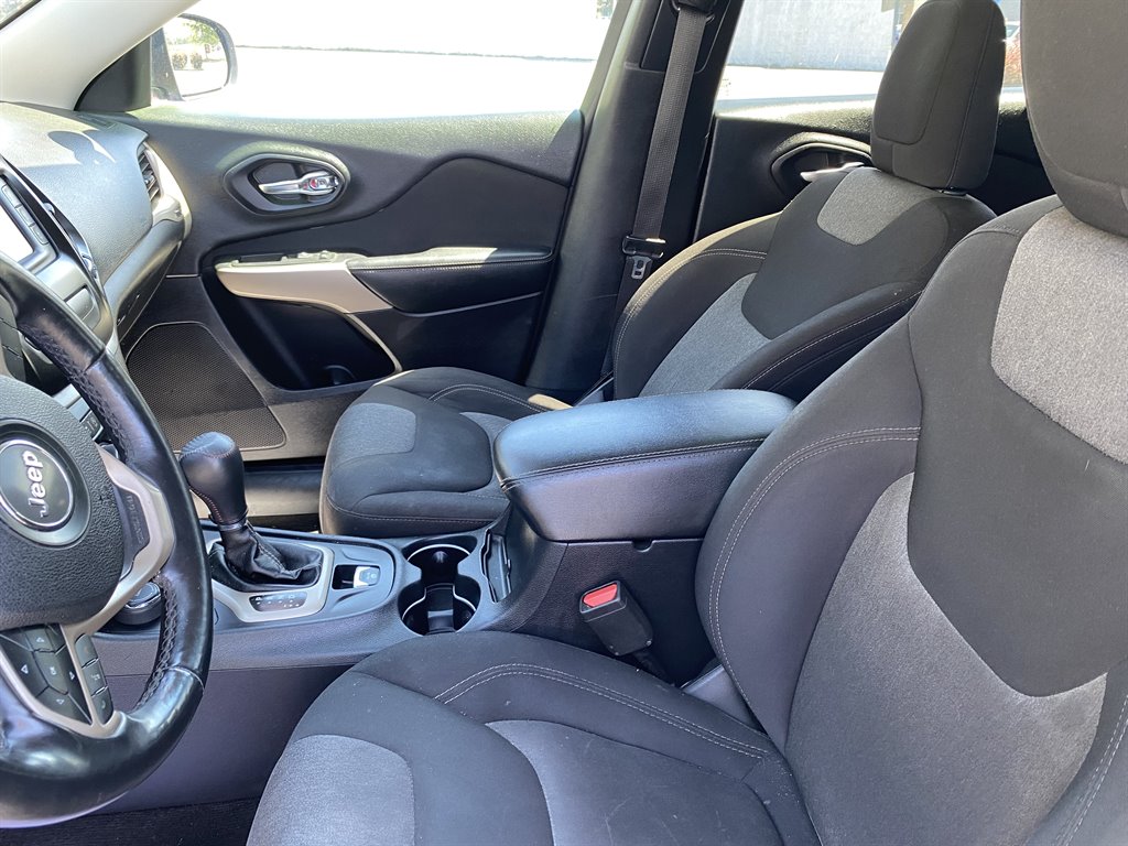2018 Jeep Cherokee