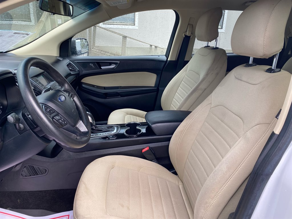 2017 Ford Edge
