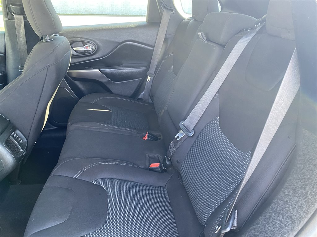 2019 Jeep Cherokee