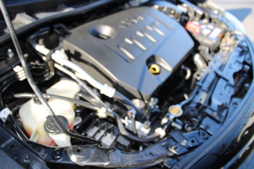 2013 Toyota Corolla L photo
