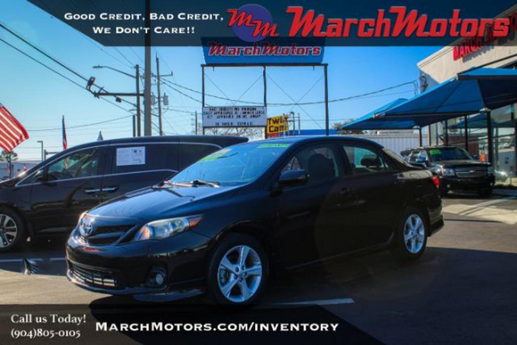 2013 Toyota Corolla L photo