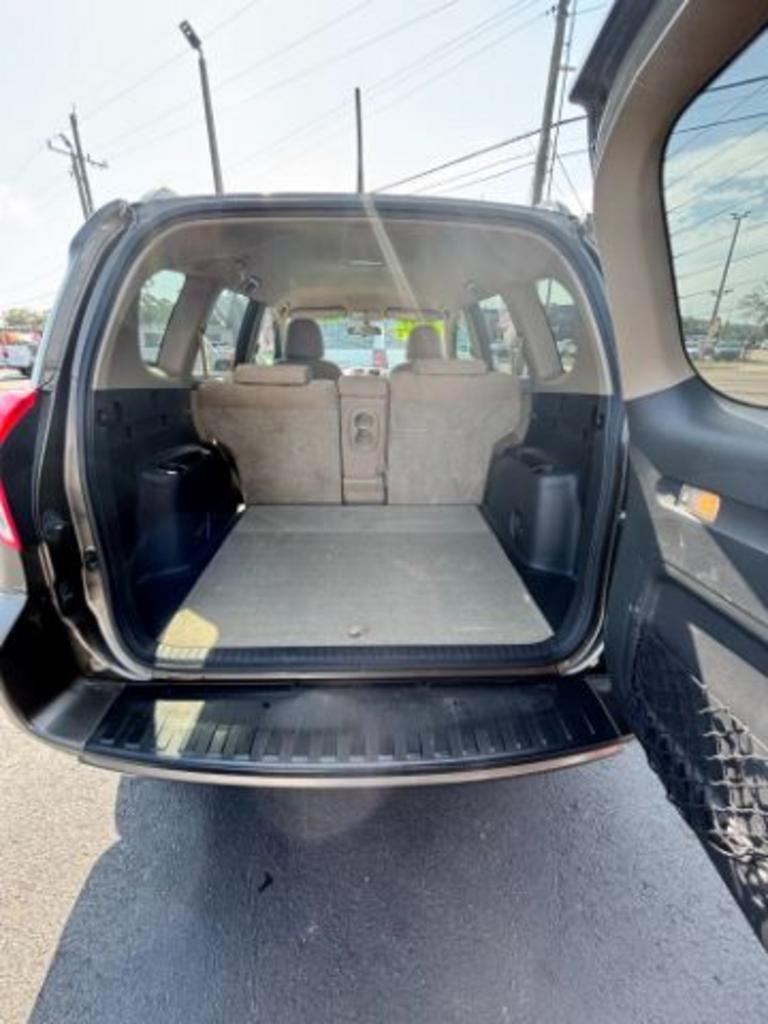 2011 Toyota RAV4 photo