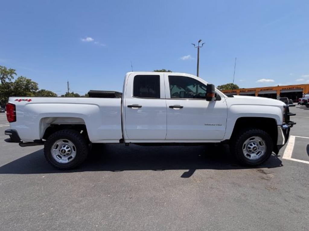 2017 Chevrolet Silverado 2500HD WT photo