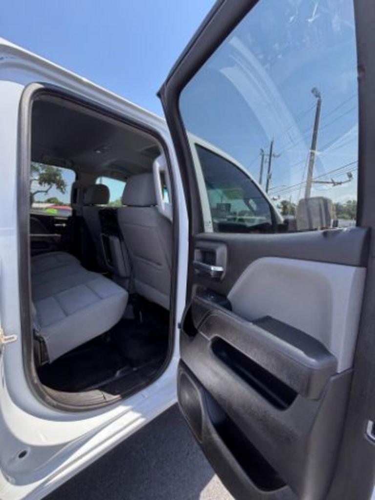 2017 Chevrolet Silverado 2500HD WT photo