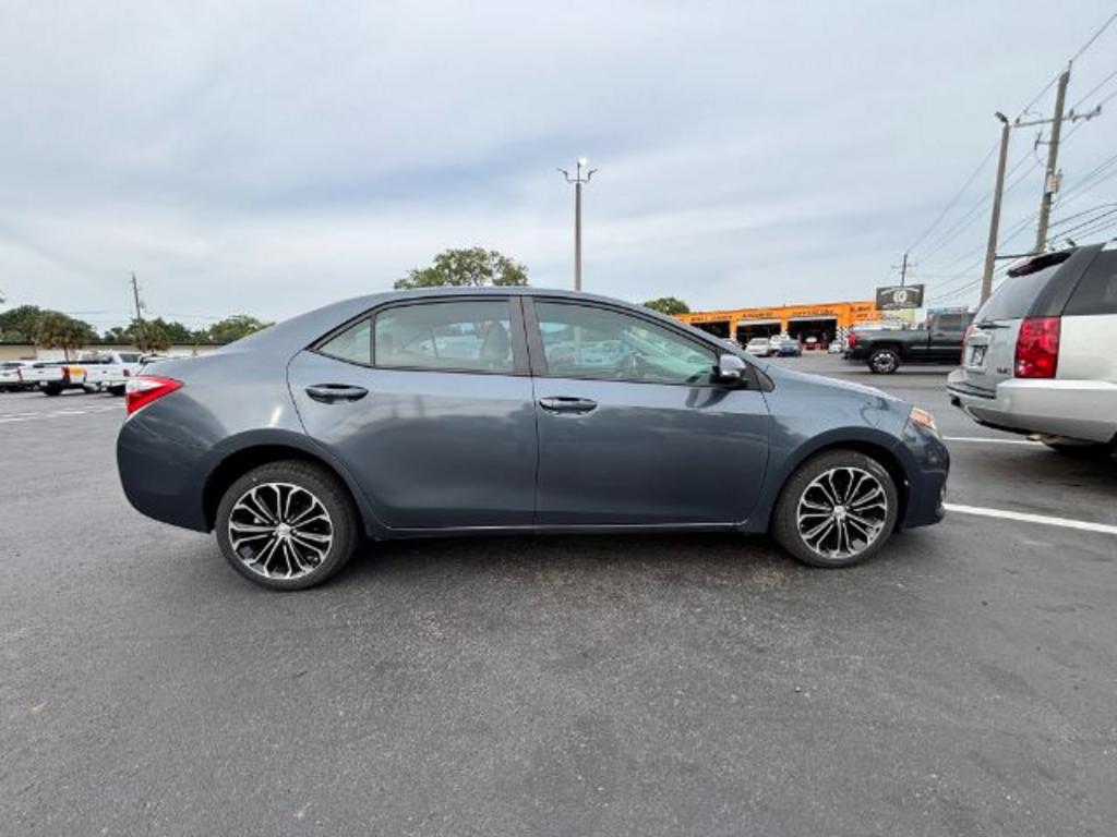 2014 Toyota Corolla L photo