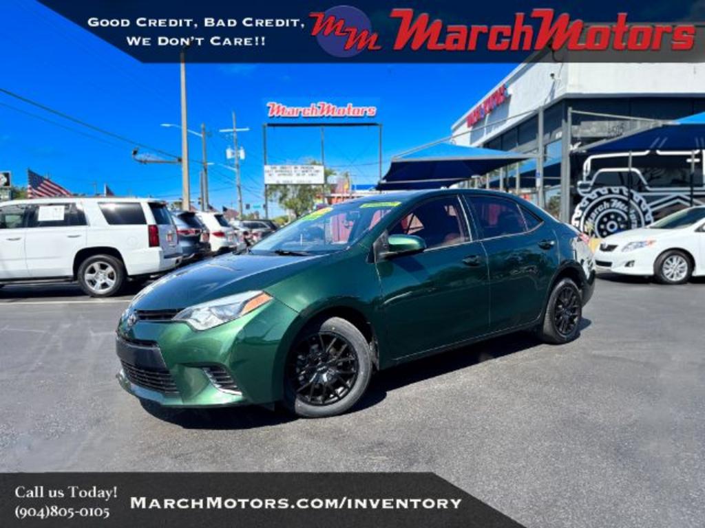 2015 Toyota Corolla LE photo