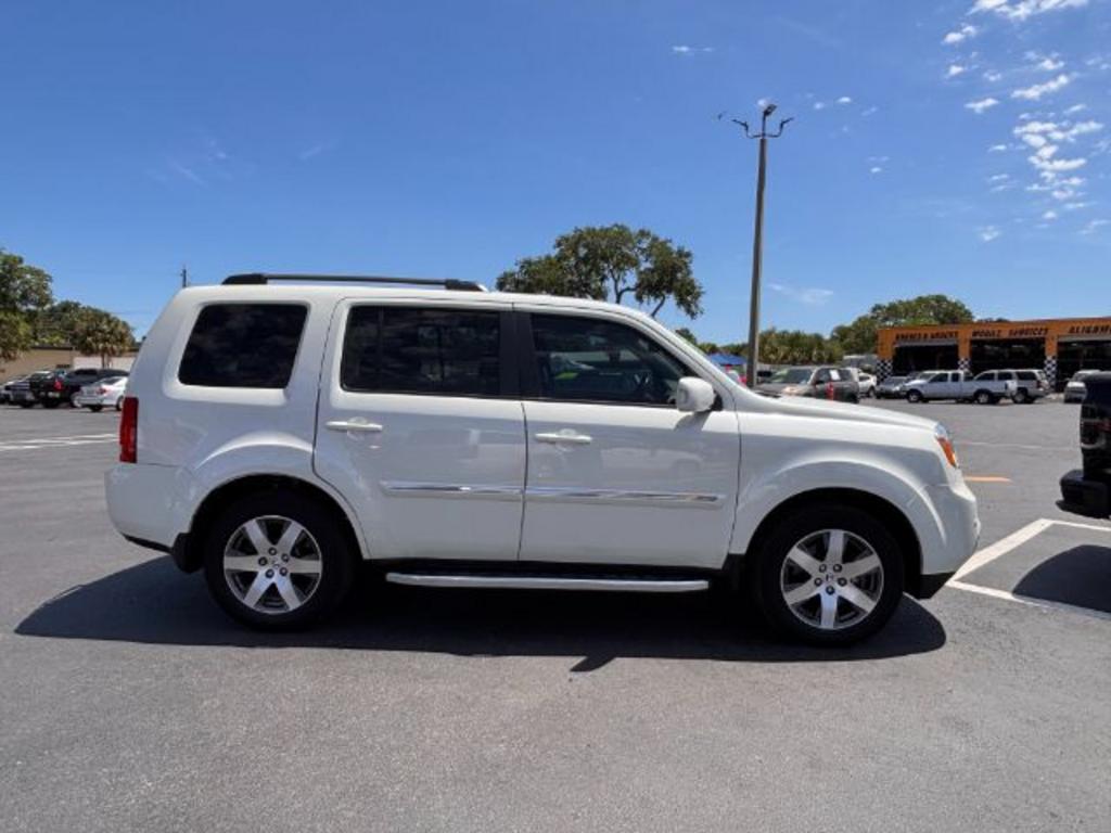 2014 Honda Pilot Touring photo