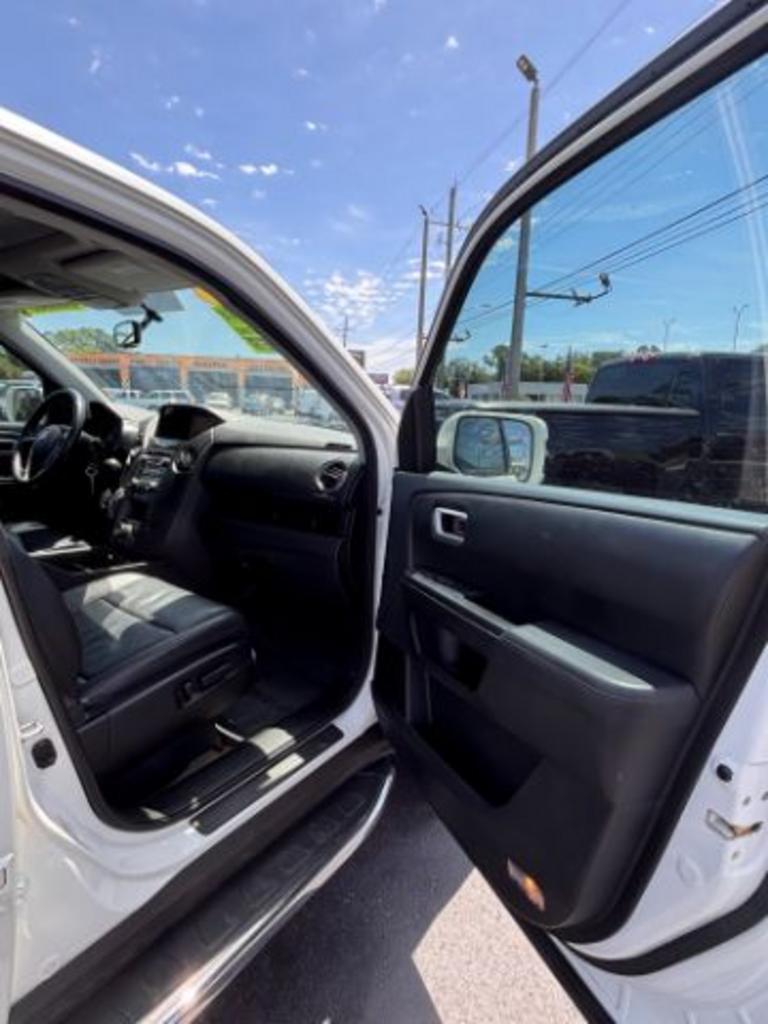 2014 Honda Pilot Touring photo