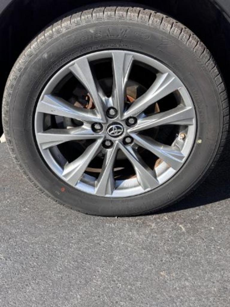 2017 Toyota RAV4 Limited photo