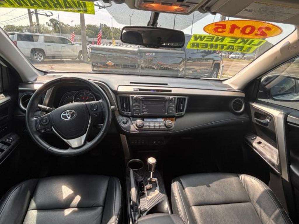 2015 Toyota RAV4 Limited photo