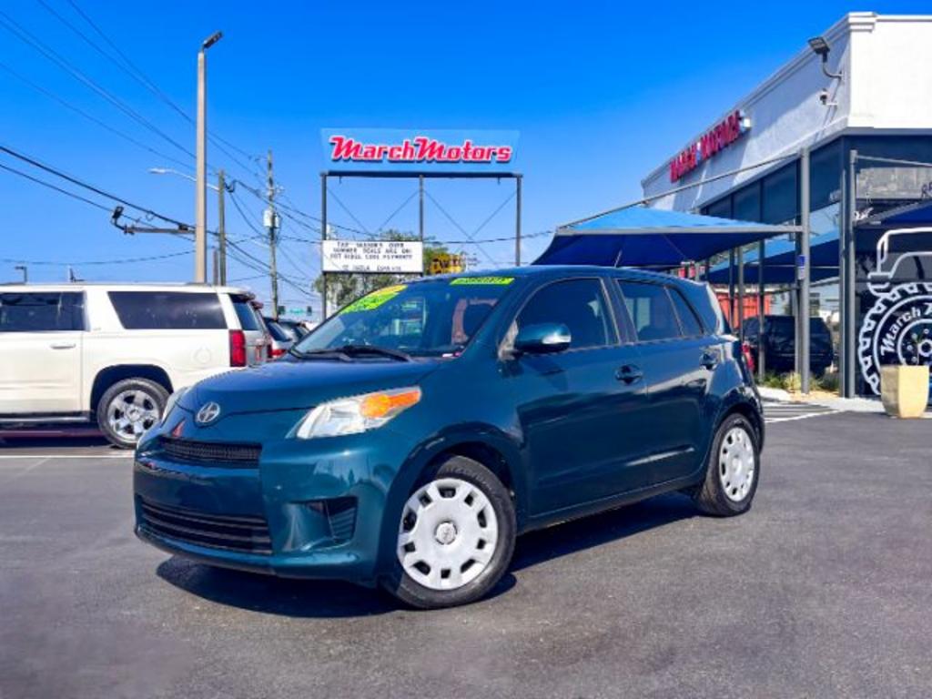 2010 Scion xD photo