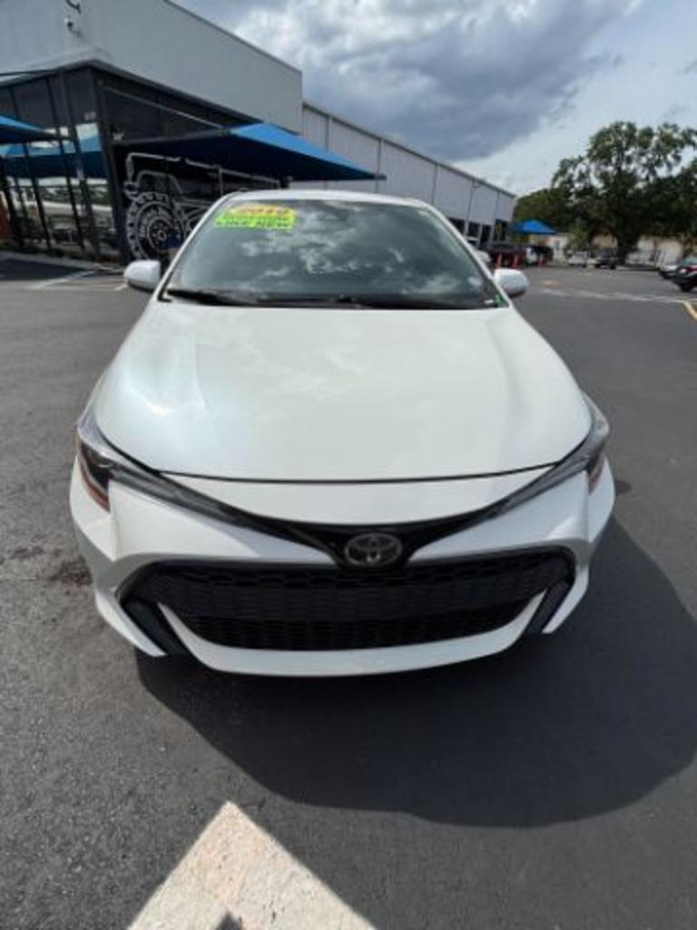 2019 Toyota Corolla Hatchback SE photo