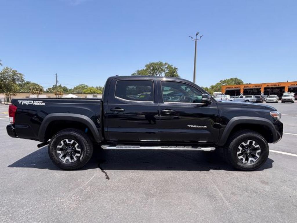2019 Toyota Tacoma TRD Off Road photo