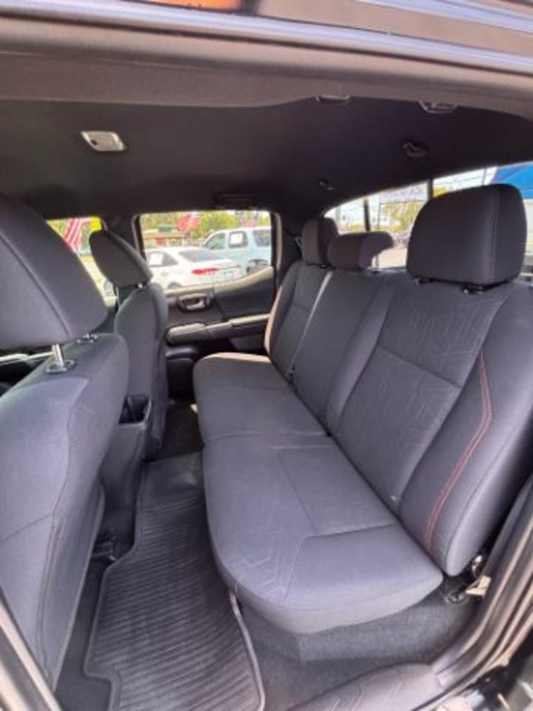 2019 Toyota Tacoma TRD Off Road photo