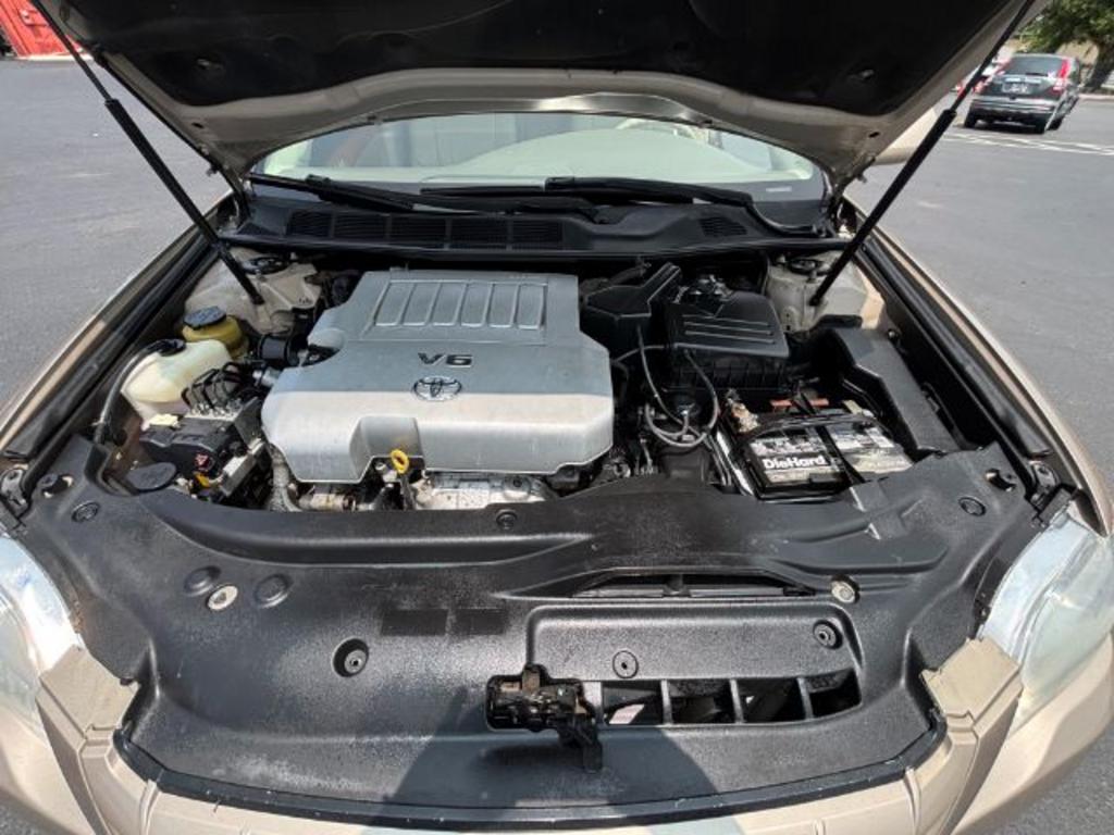 2006 Toyota Avalon XL photo