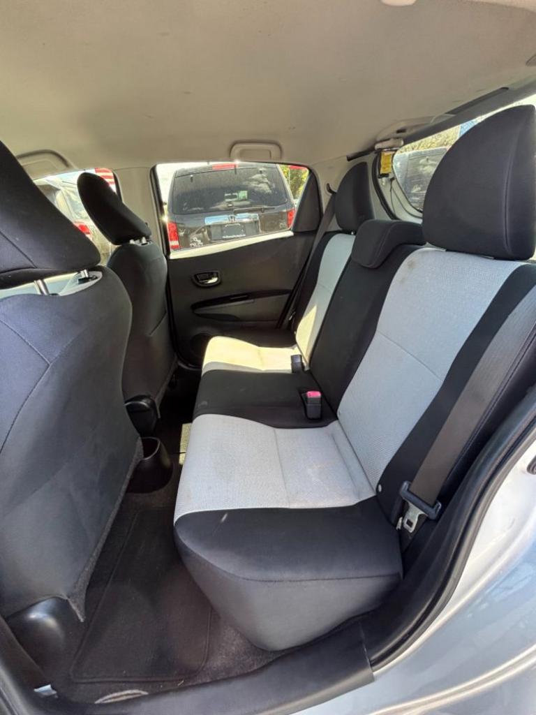 2013 Toyota Yaris - $13,999