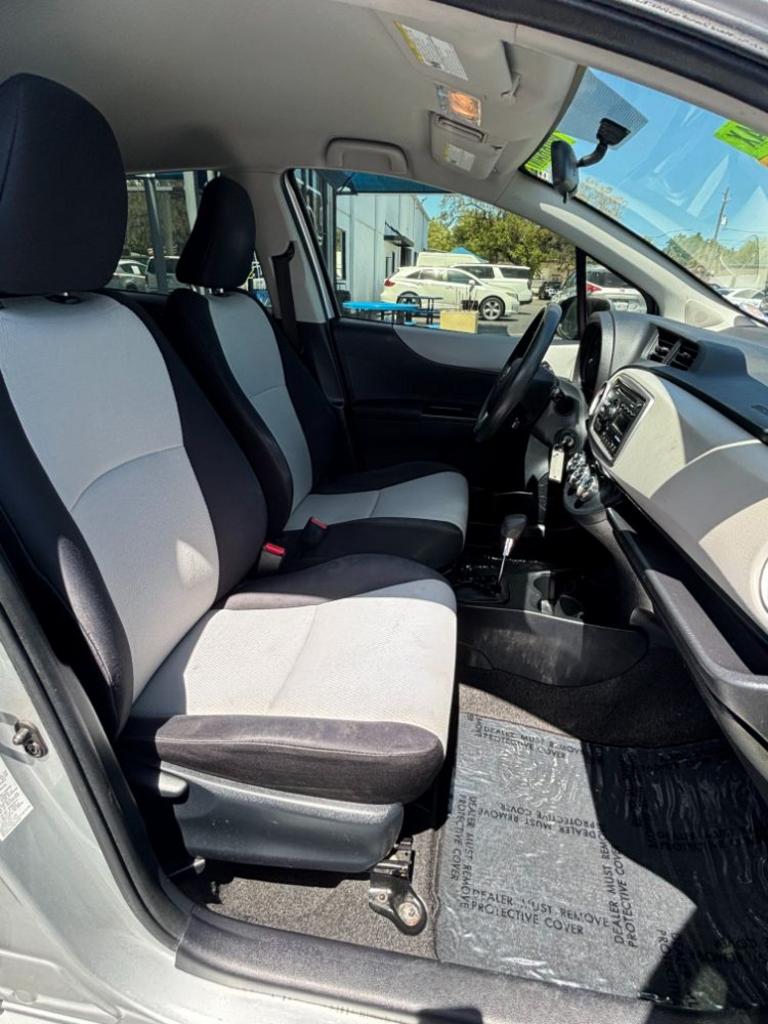 2013 Toyota Yaris - $13,999