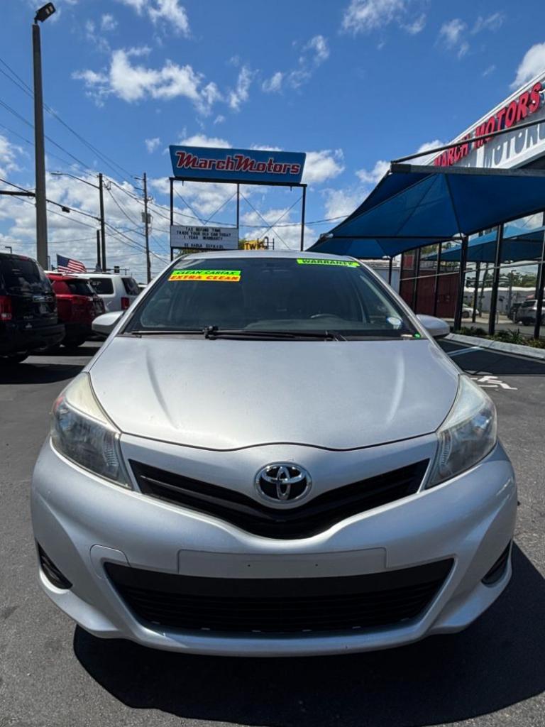 2013 Toyota Yaris - $13,999