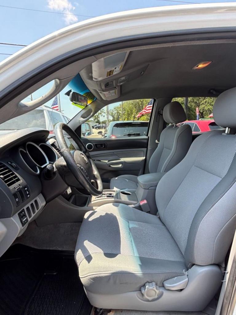 2006 Toyota Tacoma - $16,999