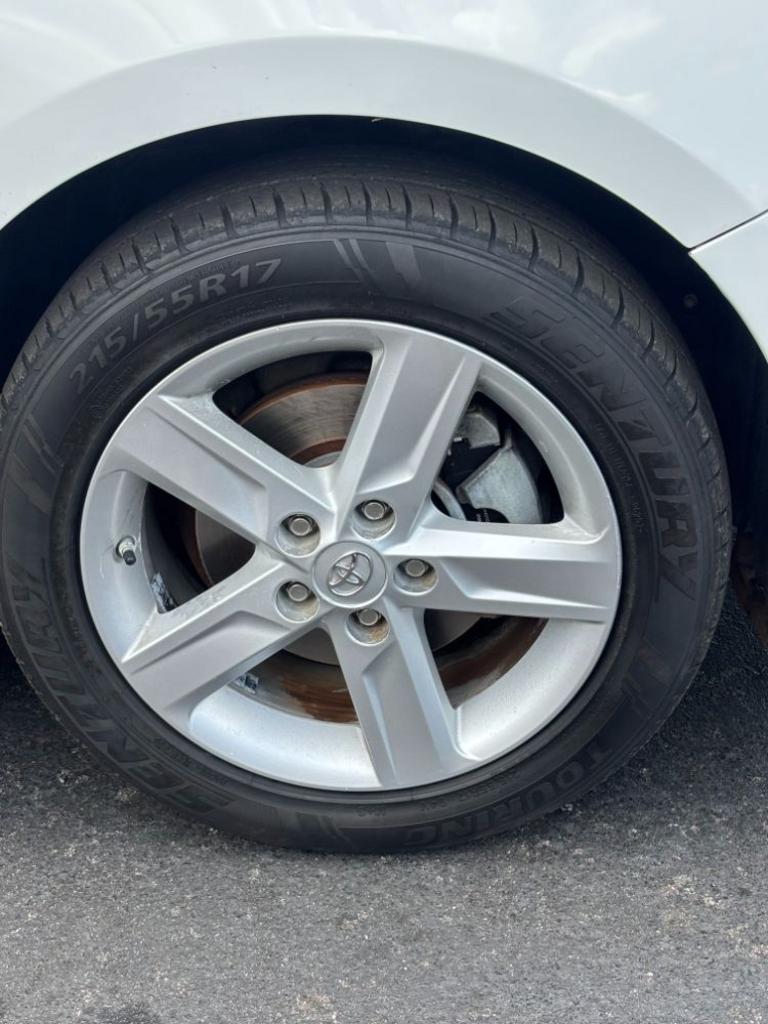 2014 Toyota Camry - $16,999