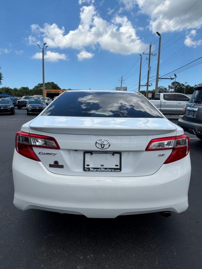 2014 Toyota Camry - $16,999