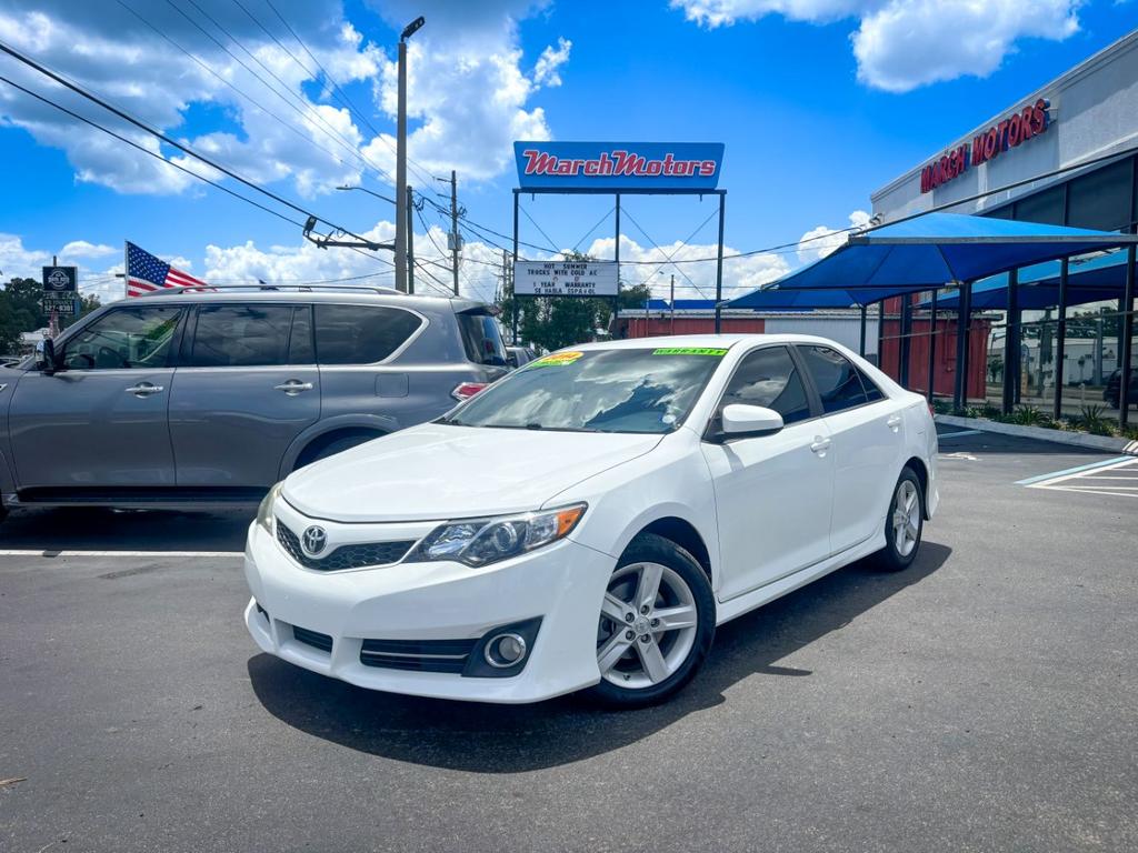 2014 Toyota Camry - $16,999