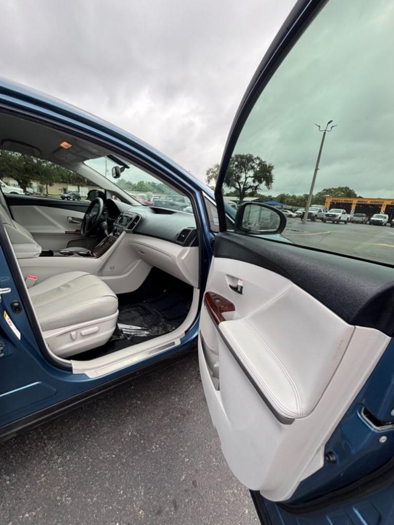 2011 Toyota Venza - $15,999