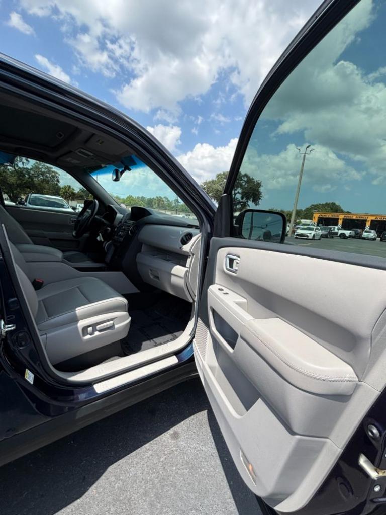 2012 Honda Pilot - $14,999