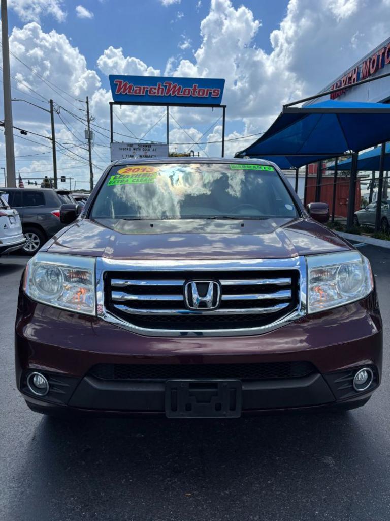 2013 Honda Pilot - $17,999