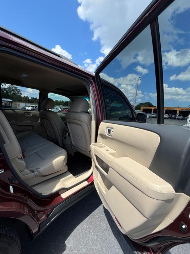 2013 Honda Pilot - $17,999
