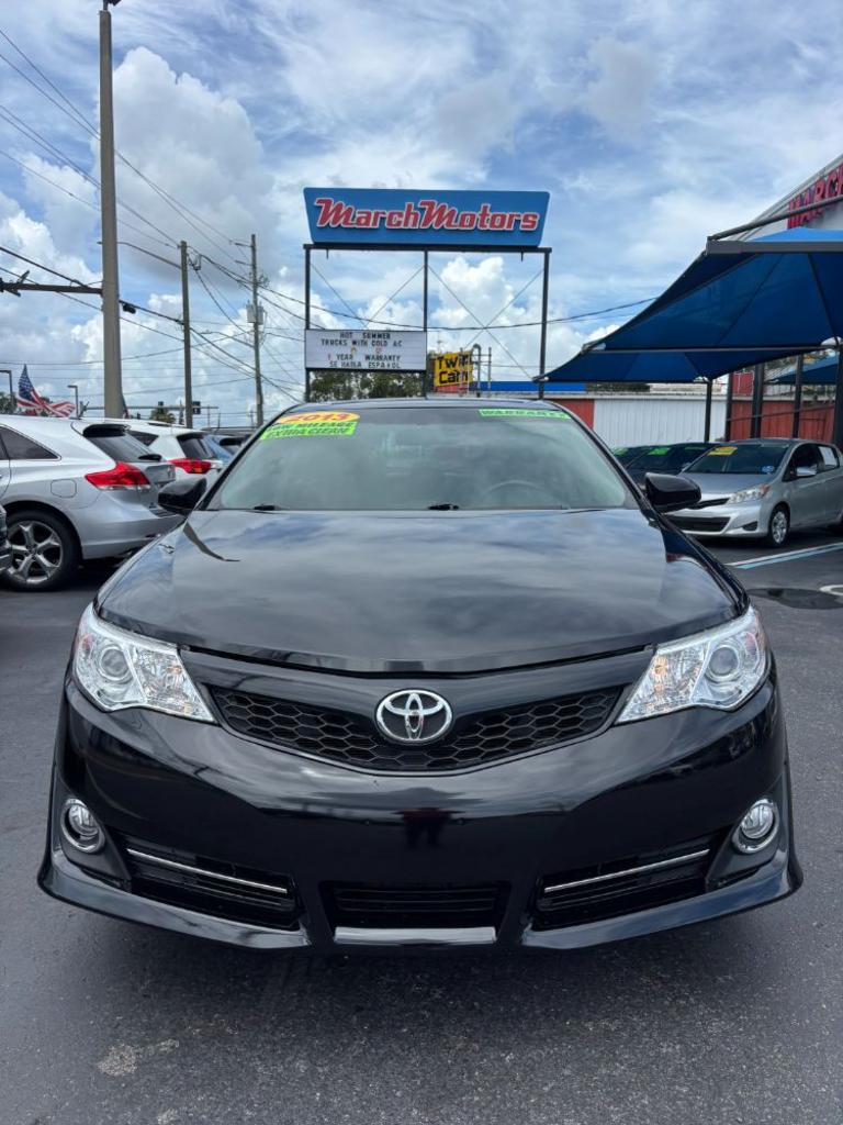 2013 Toyota Camry - $15,999