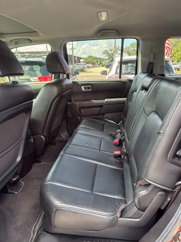 2013 Honda Pilot - $15,999