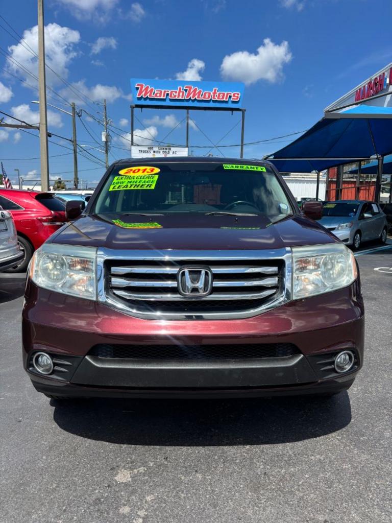 2013 Honda Pilot - $15,999