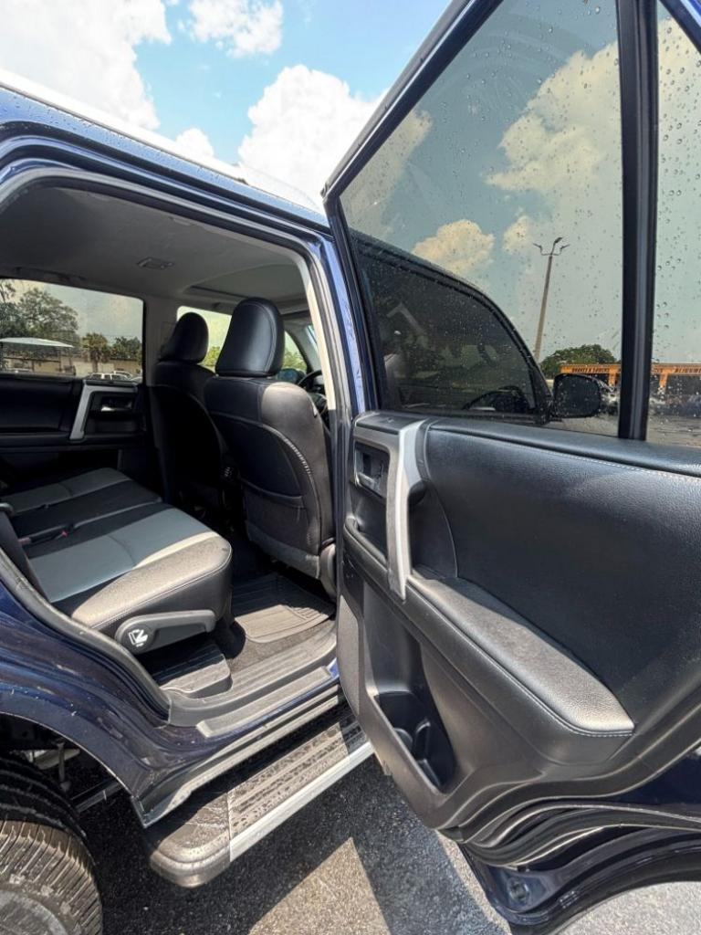 2014 Toyota 4Runner - $24,990