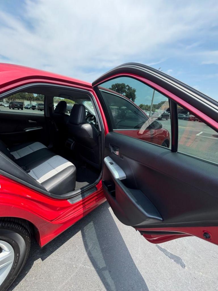 2014 Toyota Camry - $16,999