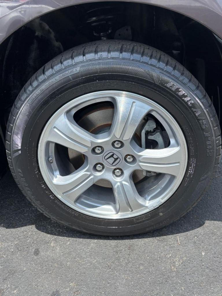 2013 Honda Pilot - $16,999