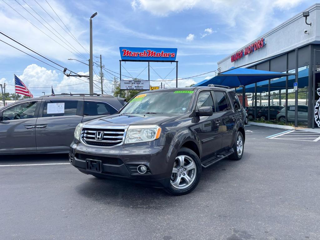 2013 Honda Pilot - $16,999