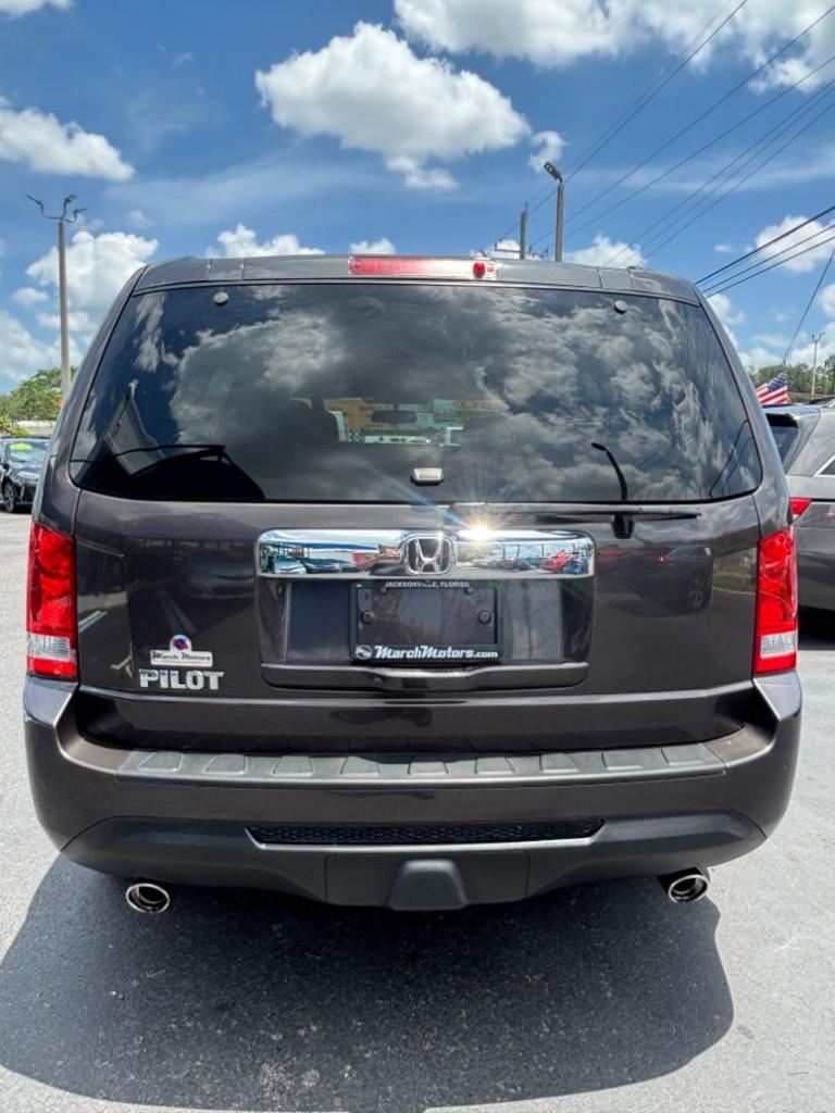 2013 Honda Pilot - $16,999