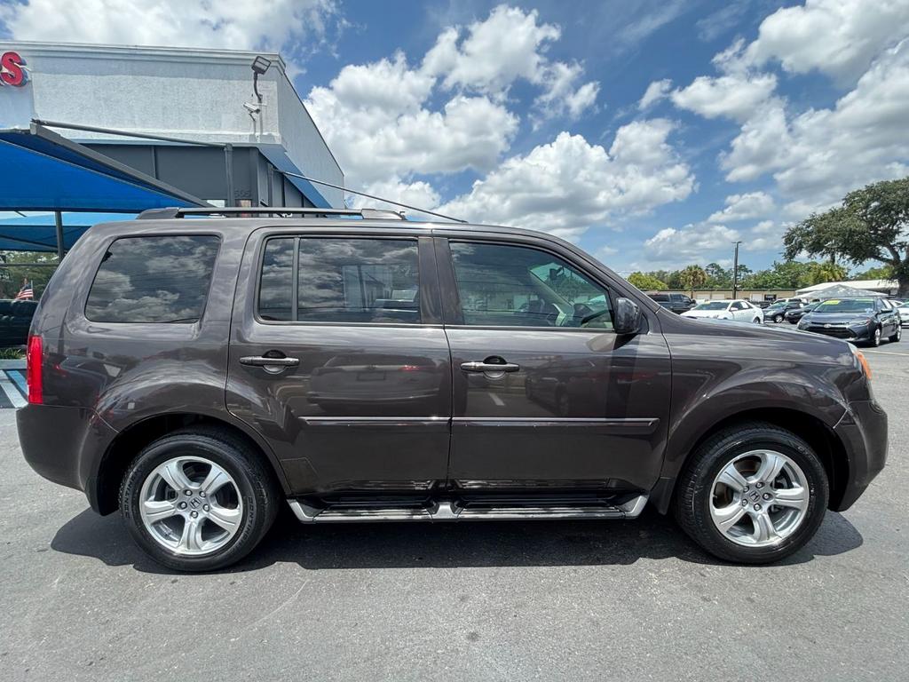 2013 Honda Pilot - $16,999