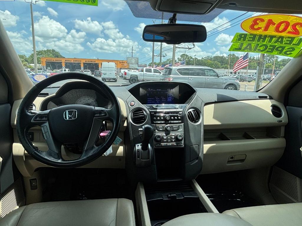 2013 Honda Pilot - $16,999