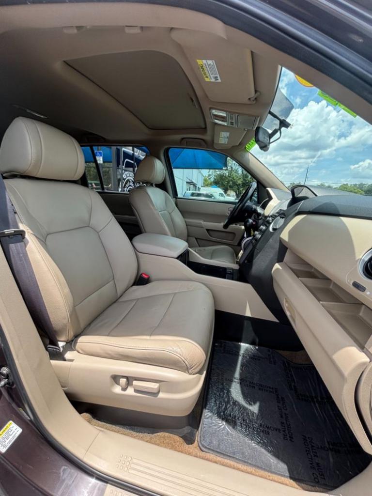 2013 Honda Pilot - $16,999