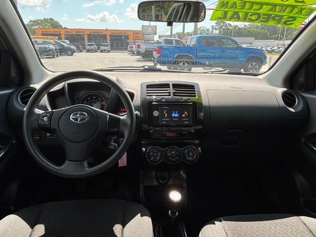 2009 Toyota Scion Xd - $10,900