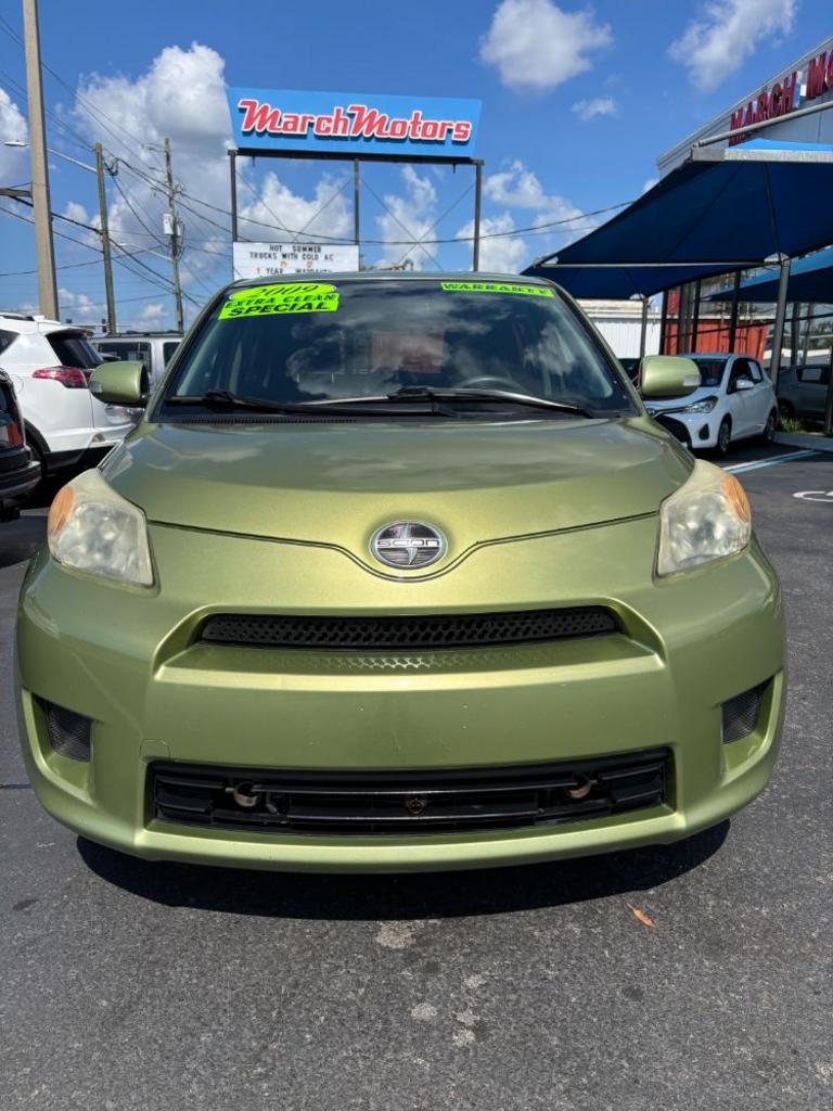 2009 Toyota Scion Xd - $10,900