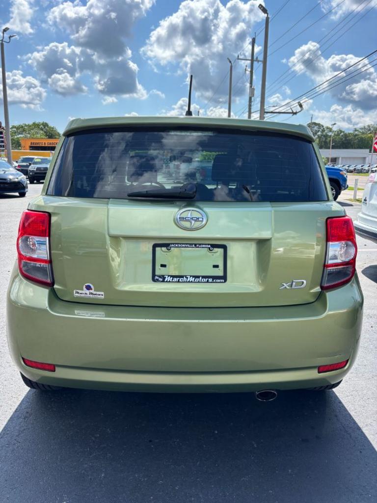 2009 Toyota Scion Xd - $10,900
