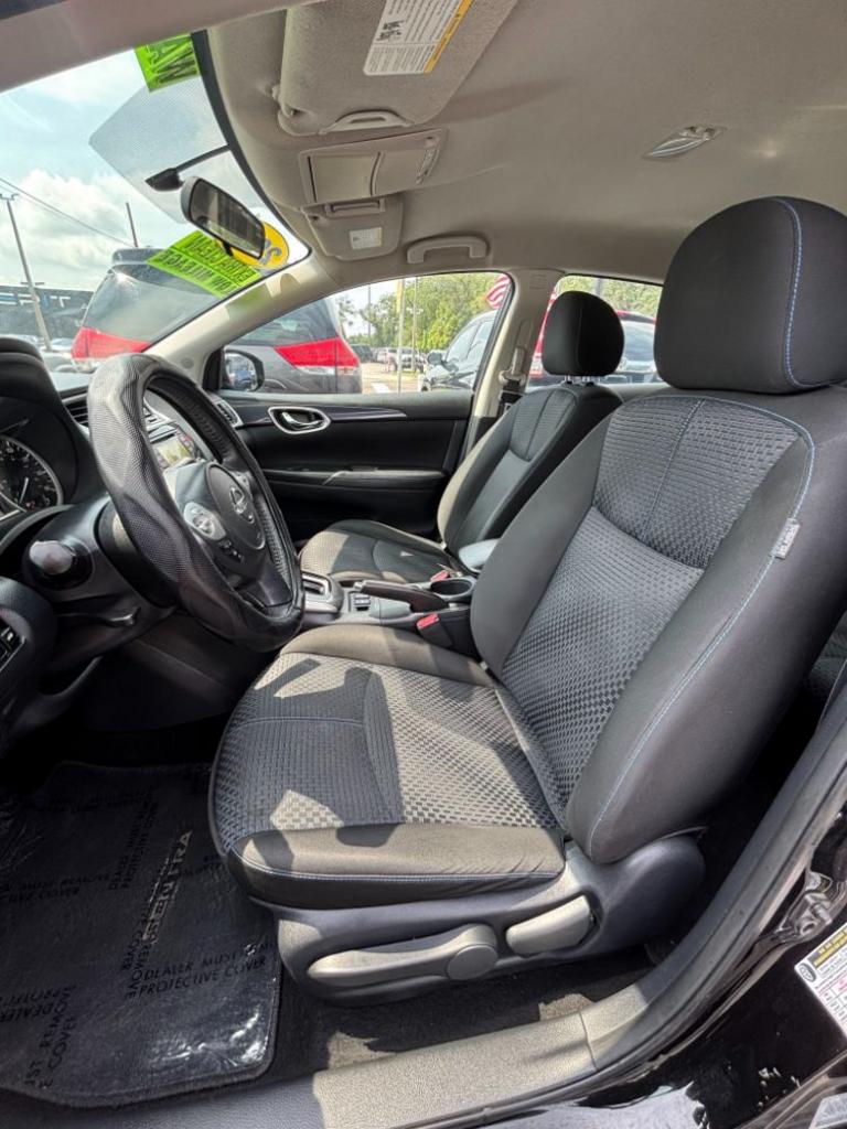 2016 Nissan Sentra - $13,999