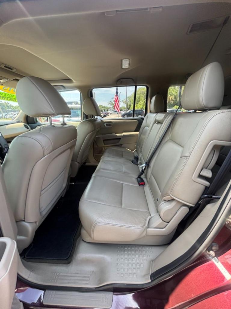 2015 Honda Pilot - $17,990