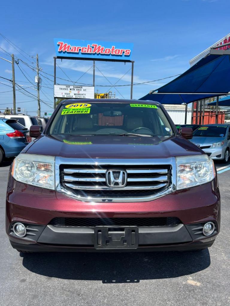 2015 Honda Pilot - $17,990